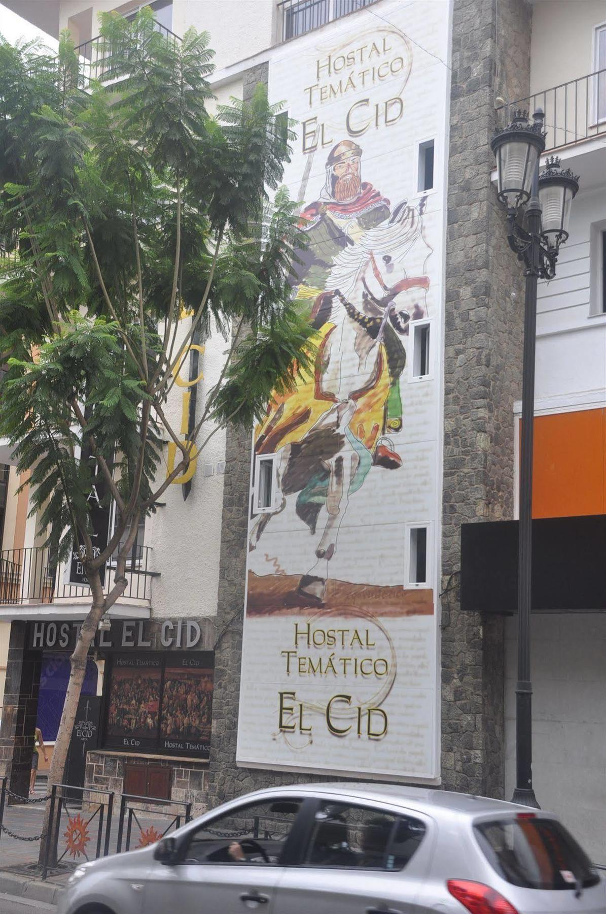 Hostal Tematico El Cid Fuengirola Exterior photo